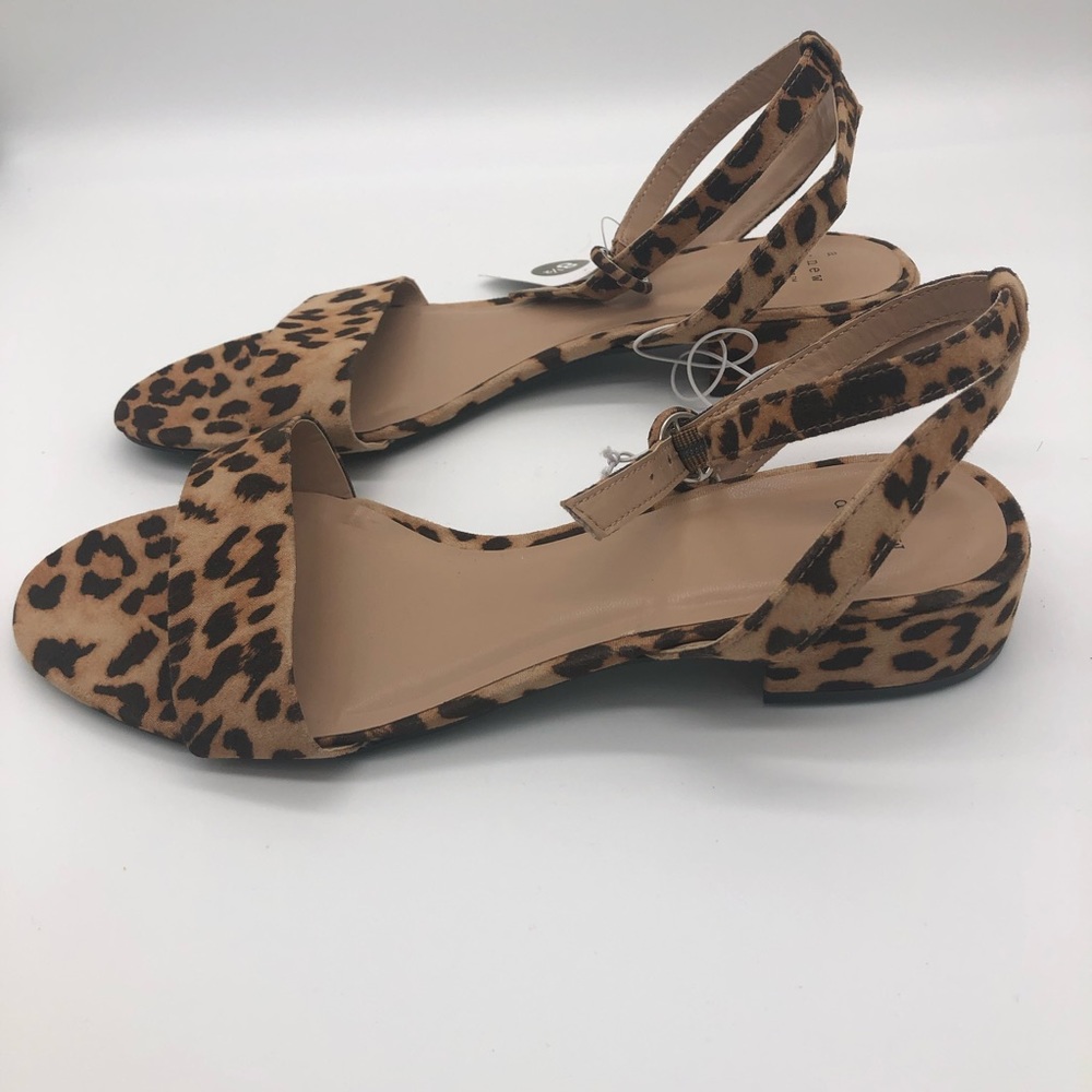 Cheetah print kitten heels - Picture 3 of 3